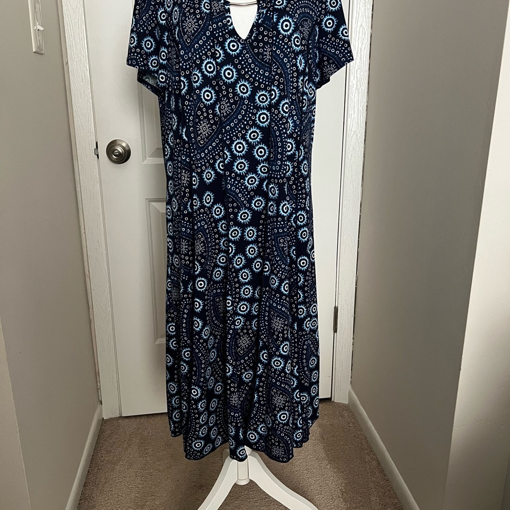 Sami & Jo Navy and White knee length Dress